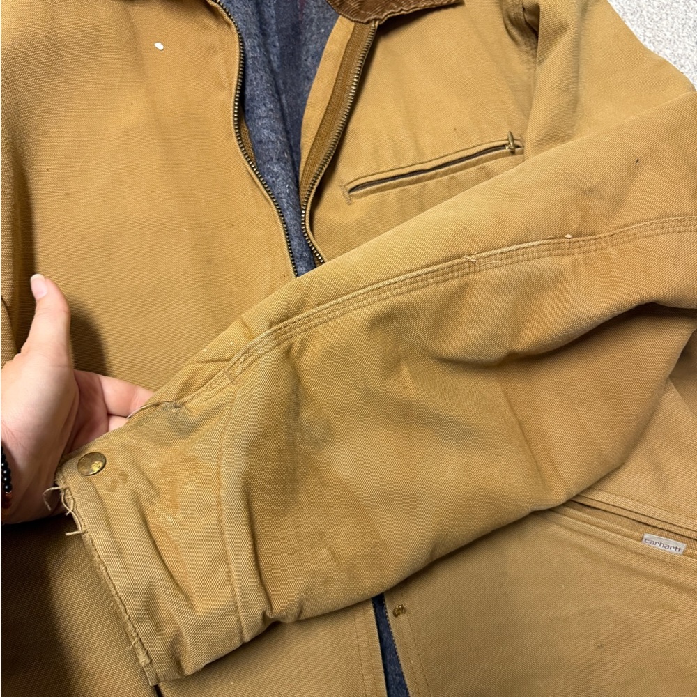 Vintage Carhartt Men's Brown Field Jacket - Picture 4 of 6